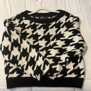 Express Black and White Houndstooth Sweater